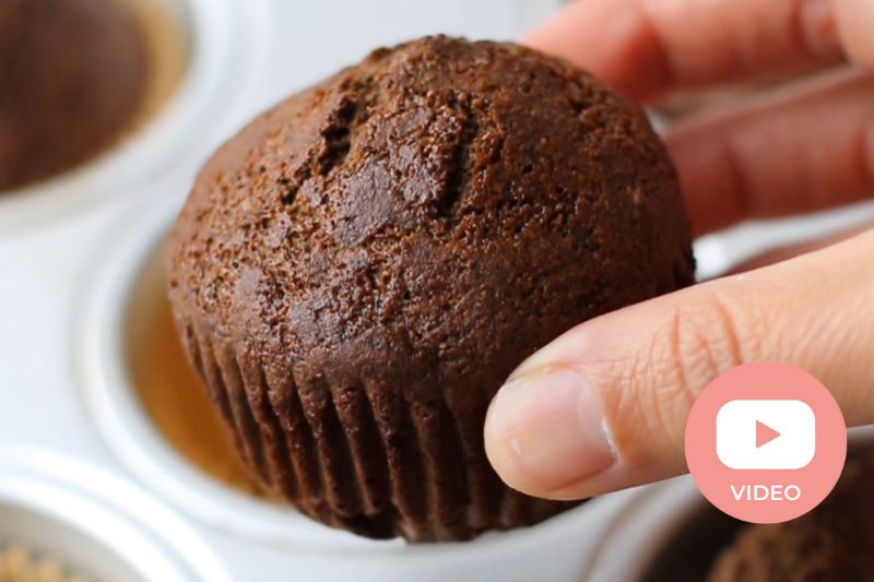 Hojicha Gingerbread Muffins